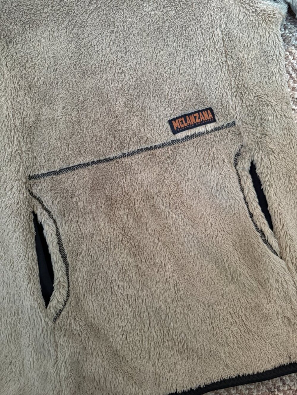 Rare Melanzana High Loft Hoodie Women's M - Picture 4 of 6